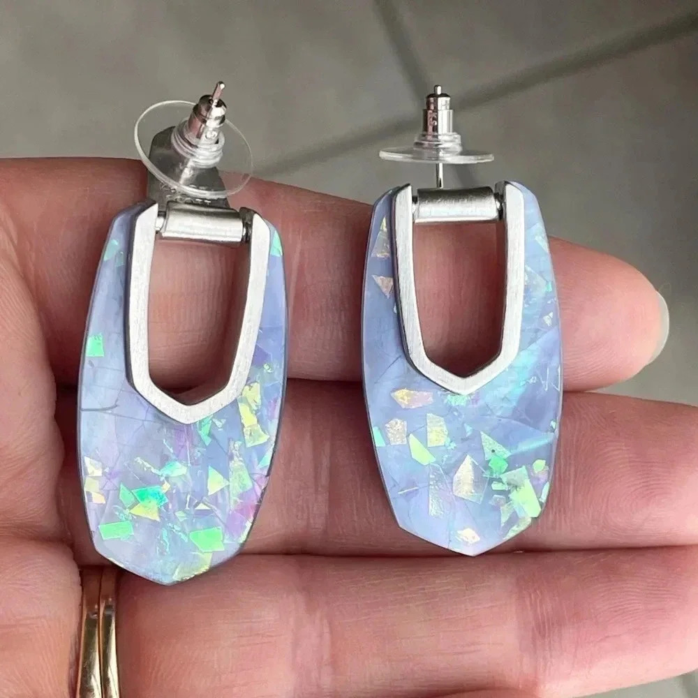 Kendra Scott Lilac Illusion Kailey Drop Earrings - Picture 5 of 7